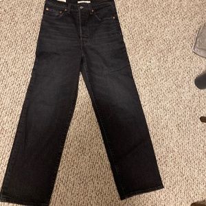 Levi’s ribcage ankle jeans (27 waist 27 length)